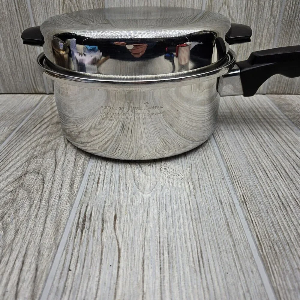 Vintage Royal Queen Multi-Core‎ 5 Ply 2 Qt Sauce Pan Great Condition W Dome Lid